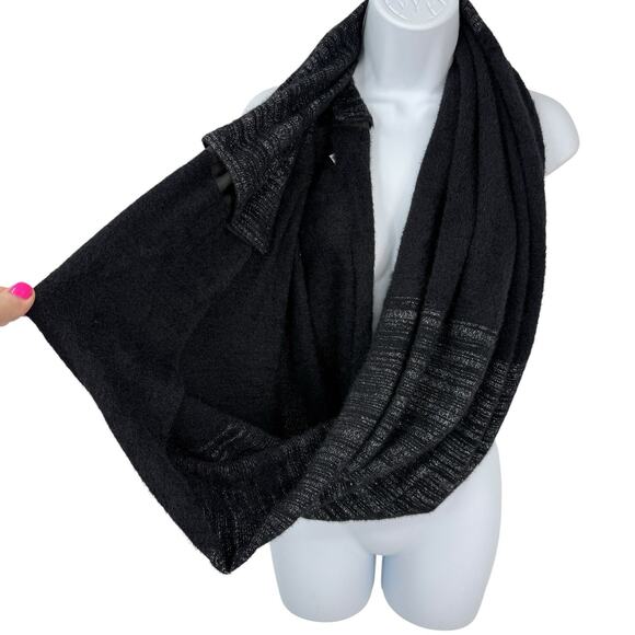 Stella & Dot Kaci Versatile 2-in-1 Scarf Wrap Knit Soft Black Metallic - Picture 3 of 10